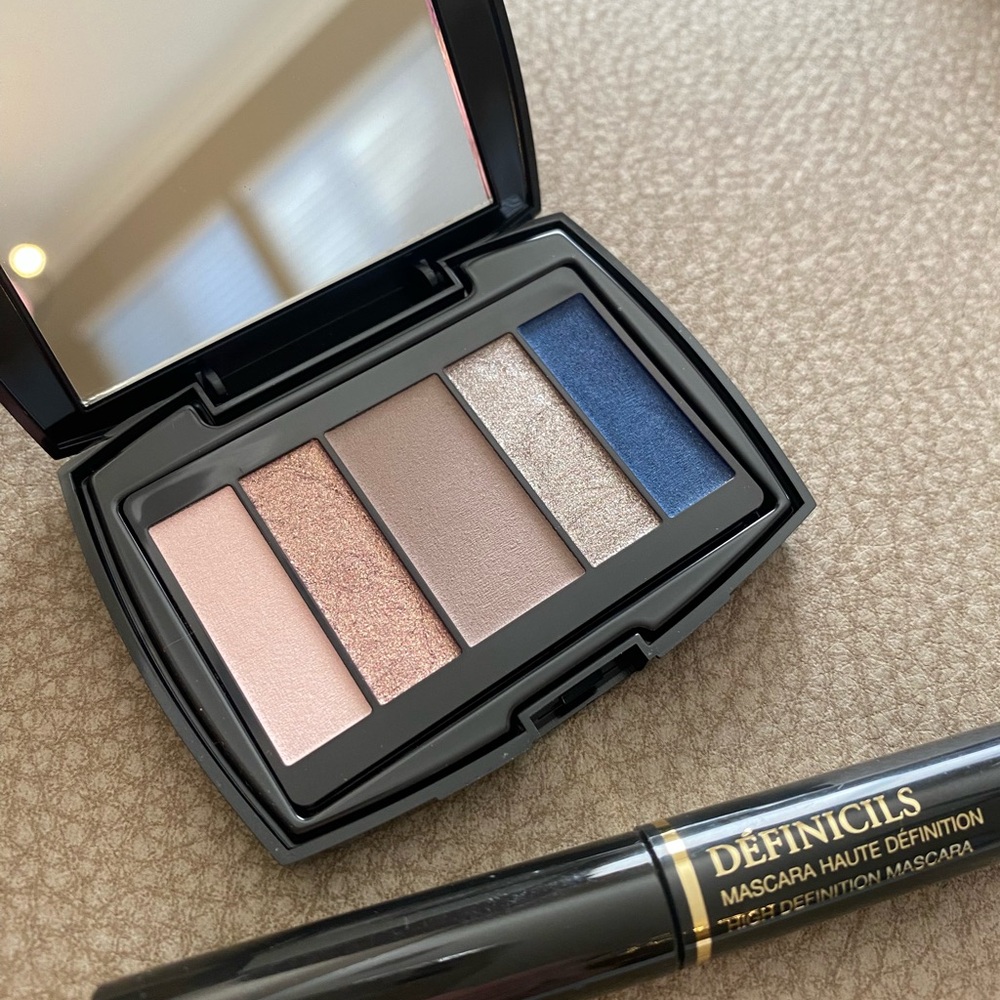 Lancôme Eyeshadow Palette with Blue and Neutral Shades PLUS Mascara mini